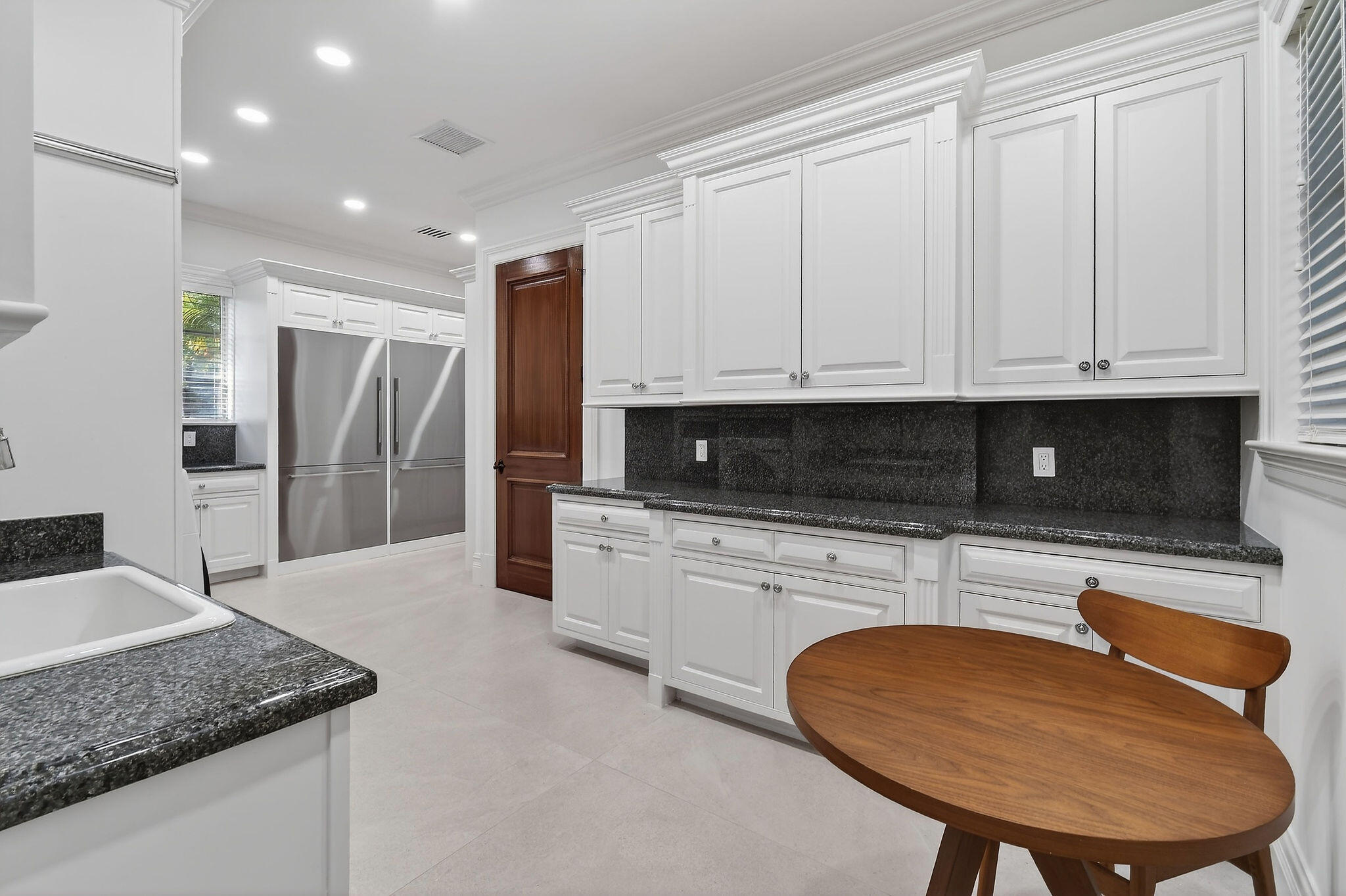 ADMIRALS COVE - Residential