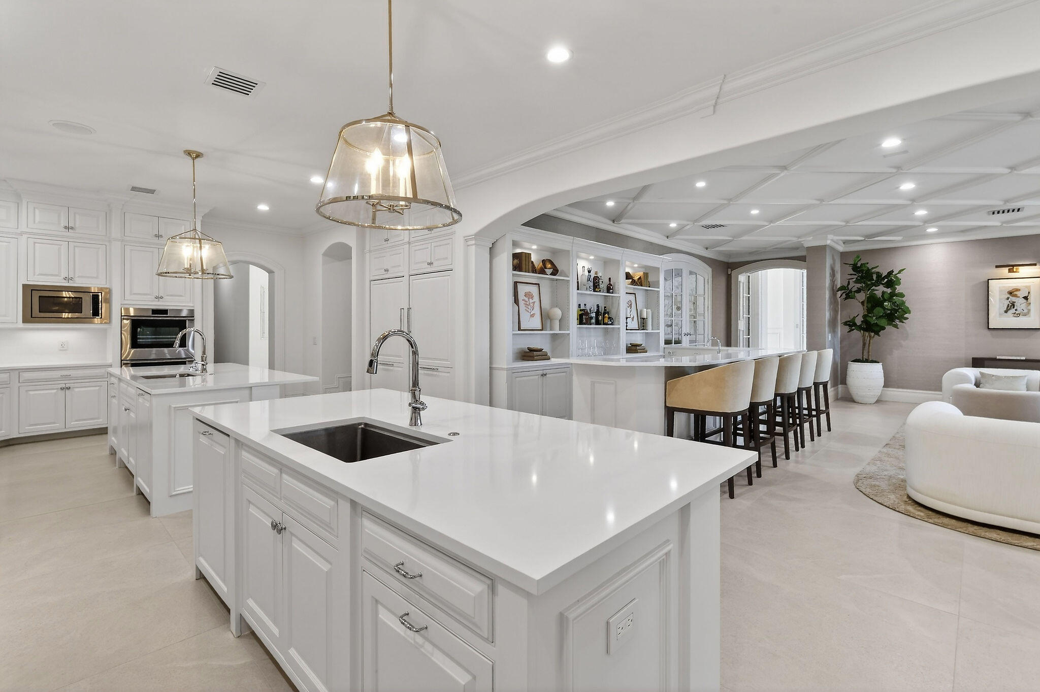 ADMIRALS COVE - Residential