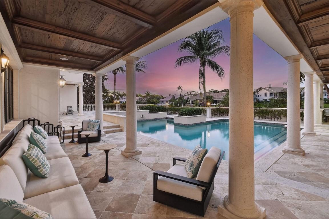 ADMIRALS COVE - Residential