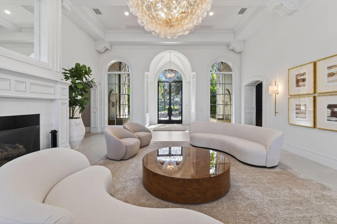 ADMIRALS COVE - Residential