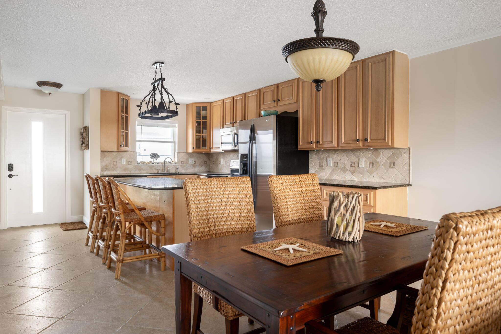 OCEAN CHATEAU OF VERO BEA - Residential