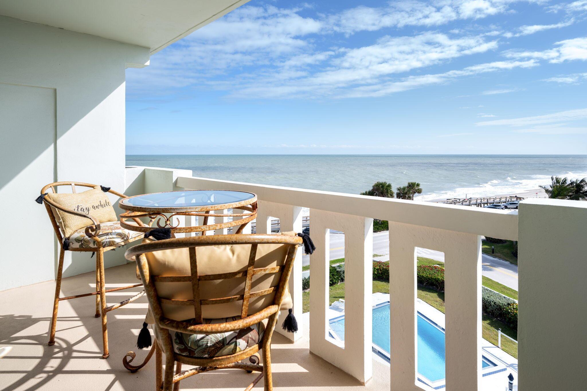 OCEAN CHATEAU OF VERO BEA - Residential