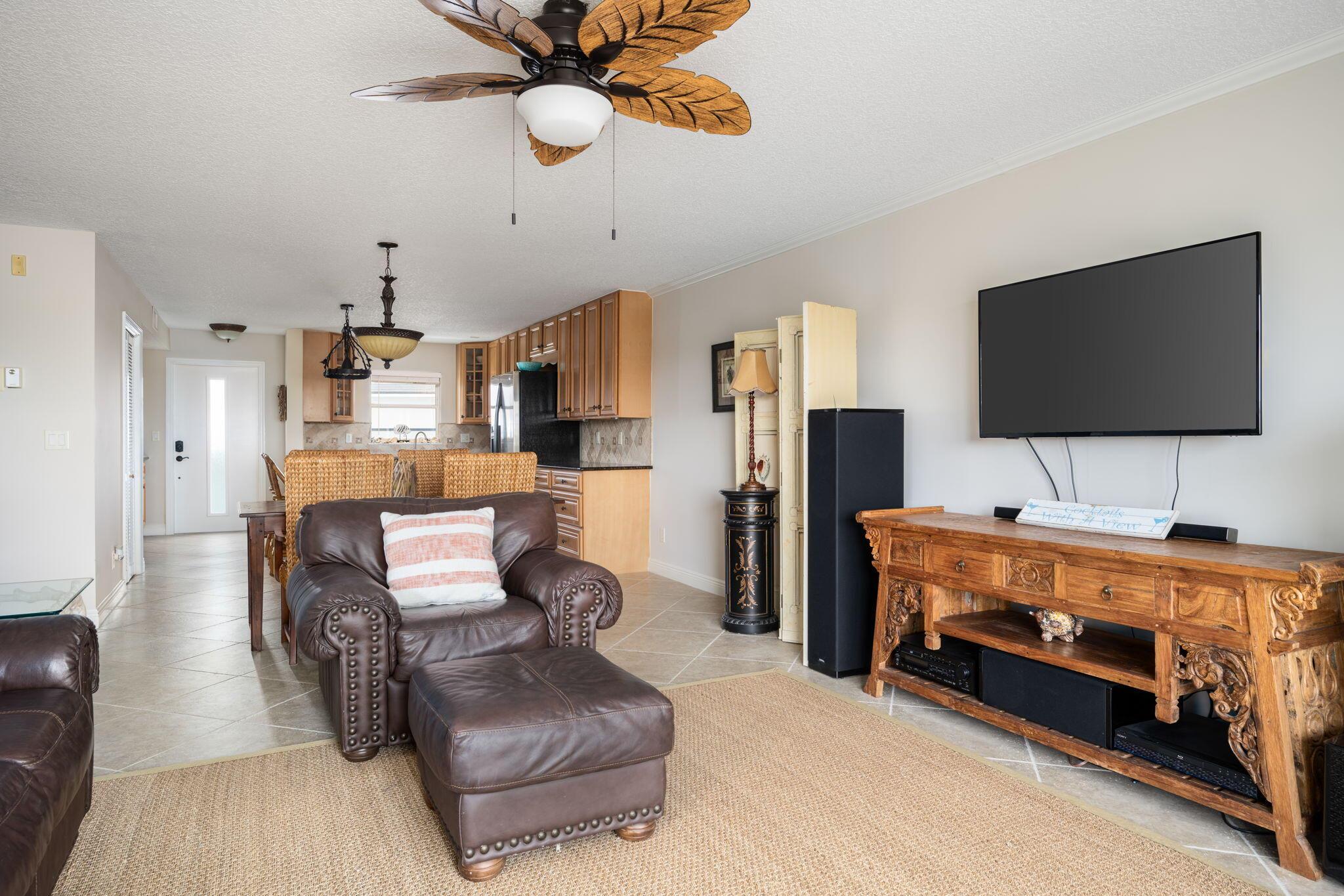 OCEAN CHATEAU OF VERO BEA - Residential