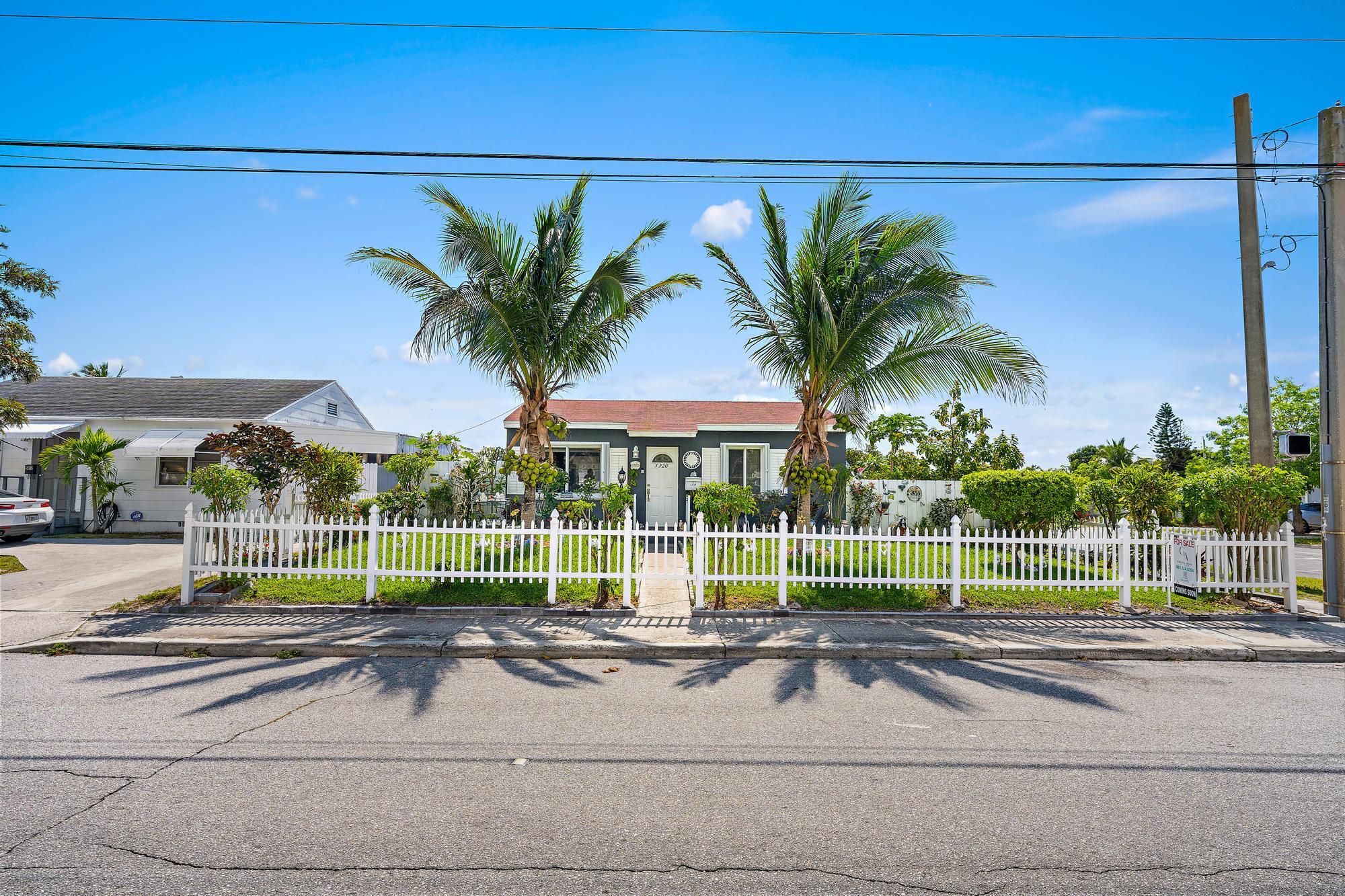 SOUTHERLY HILL - Residential