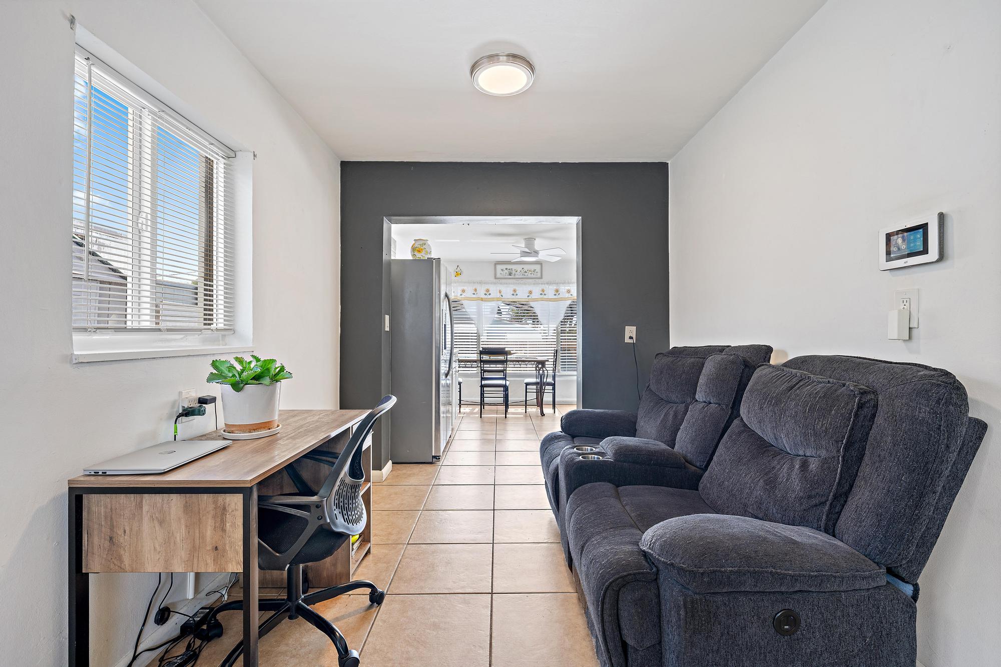 SOUTHERLY HILL - Residential