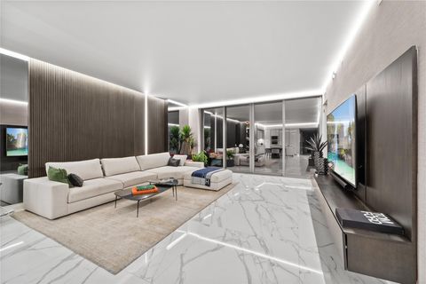 Property photo of 18975 Collins Avenue 3303, Sunny Isles Beach, FL 33160