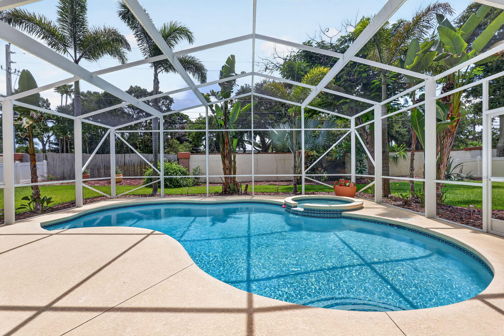 1163 SW Sundew Court