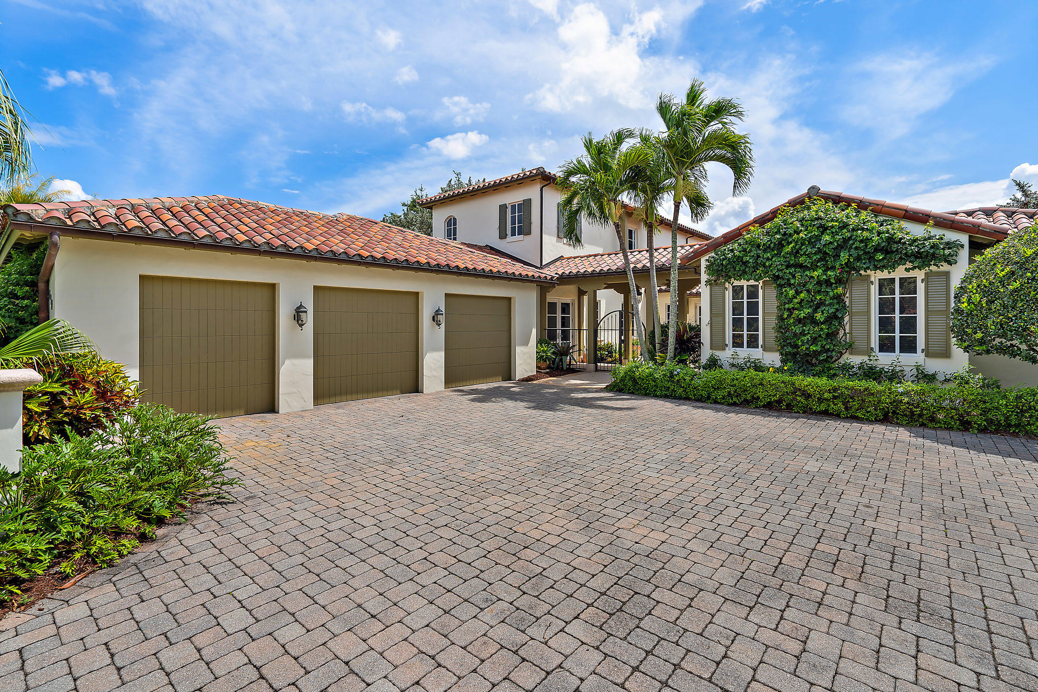 EAGLE TREE AT TRUMP NATIONAL JUPITER - Residential