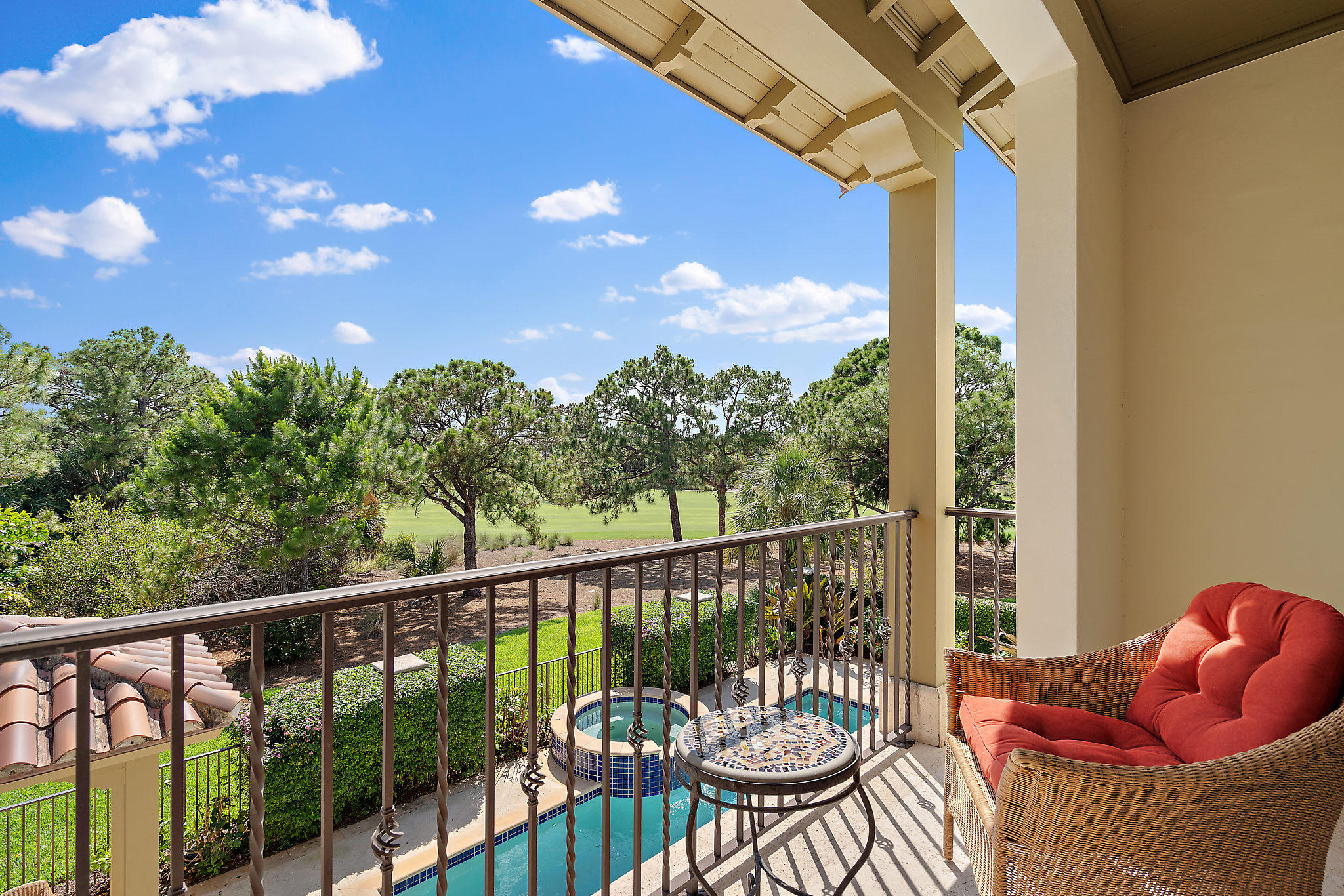 EAGLE TREE AT TRUMP NATIONAL JUPITER - Residential