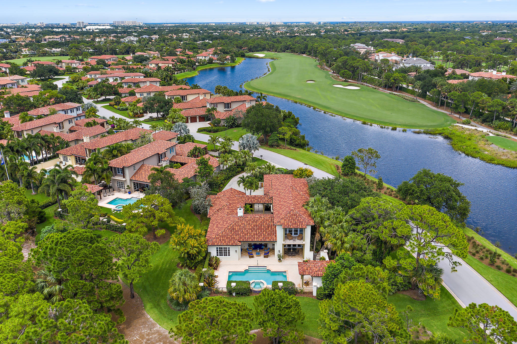 EAGLE TREE AT TRUMP NATIONAL JUPITER - Residential