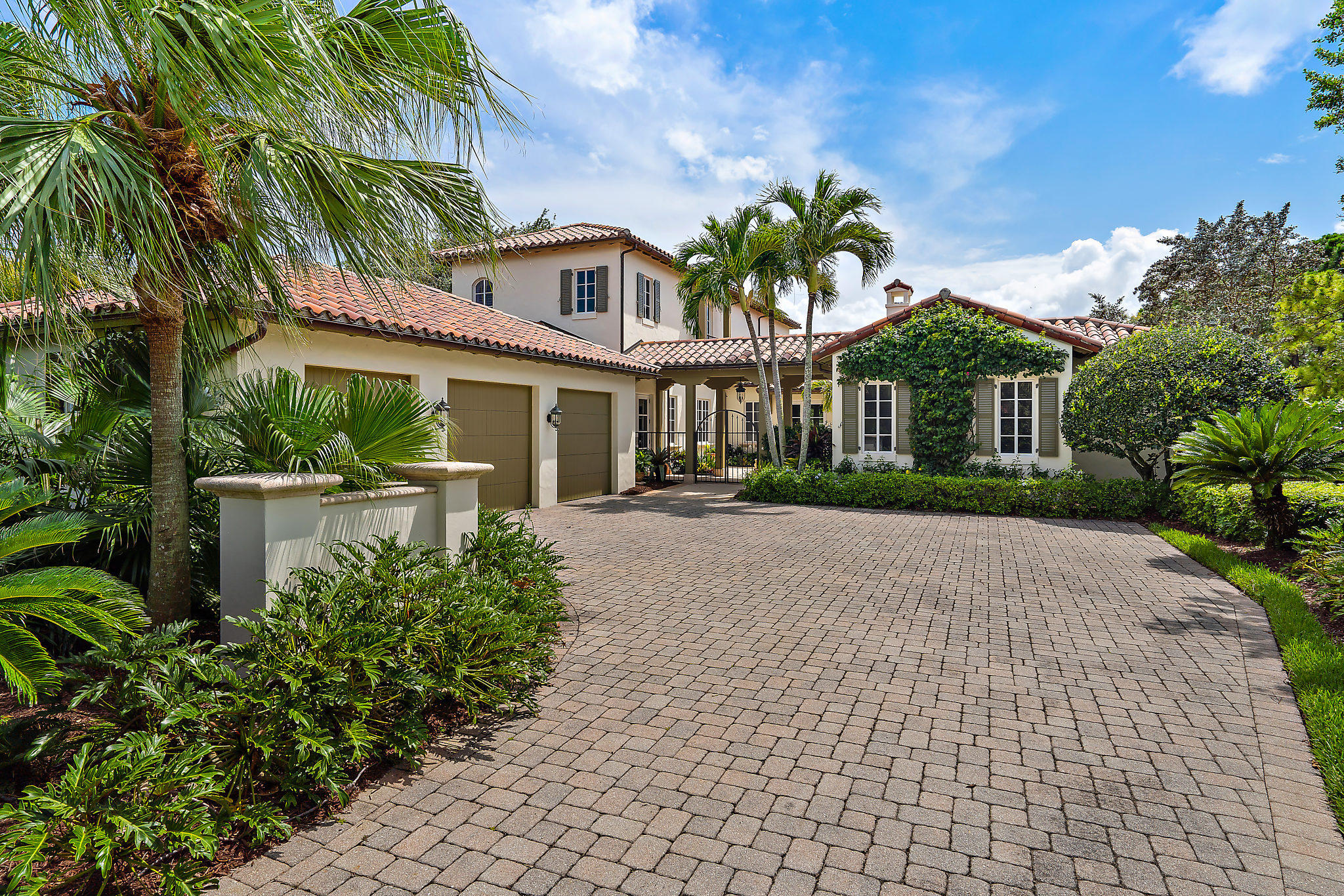 EAGLE TREE AT TRUMP NATIONAL JUPITER - Residential