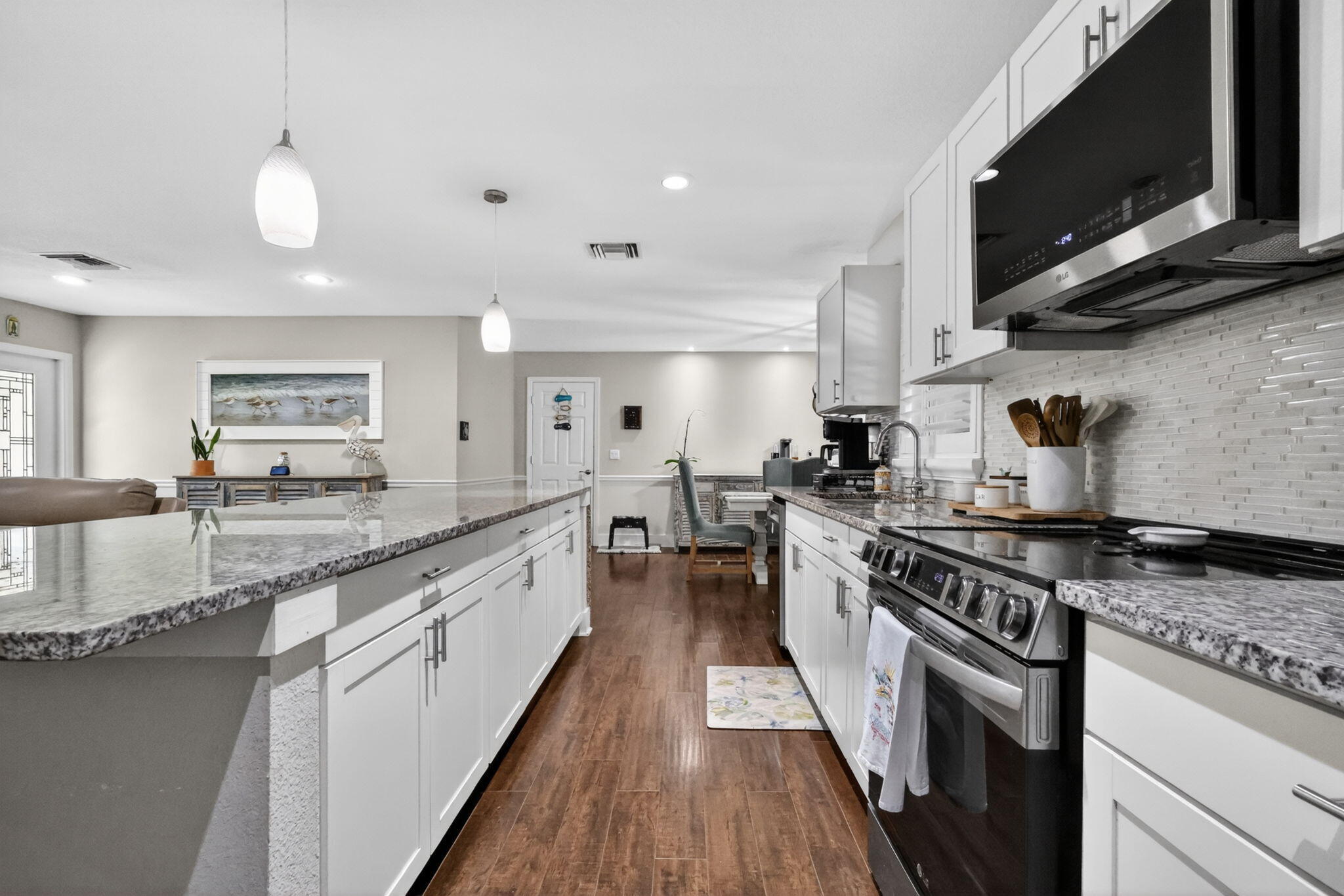 Properties 2843 Worcester Road