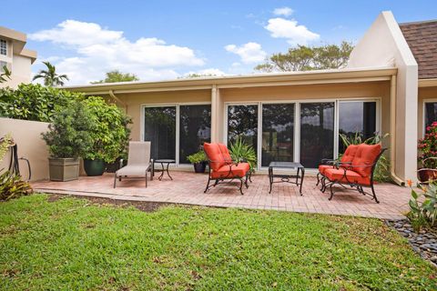 3763 Oaks Clubhouse Drive Pompano Beach FL 33069