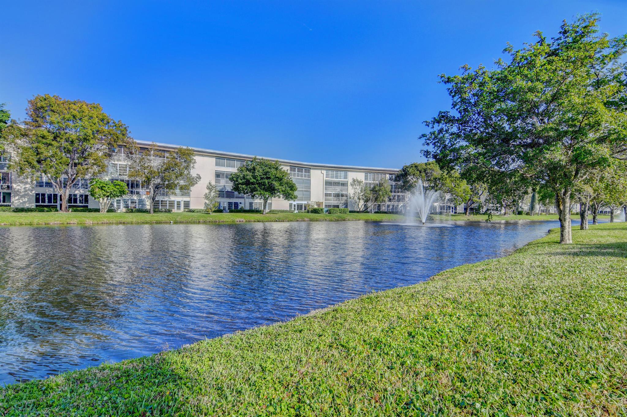 WYNMOOR VILLAGE - Residential