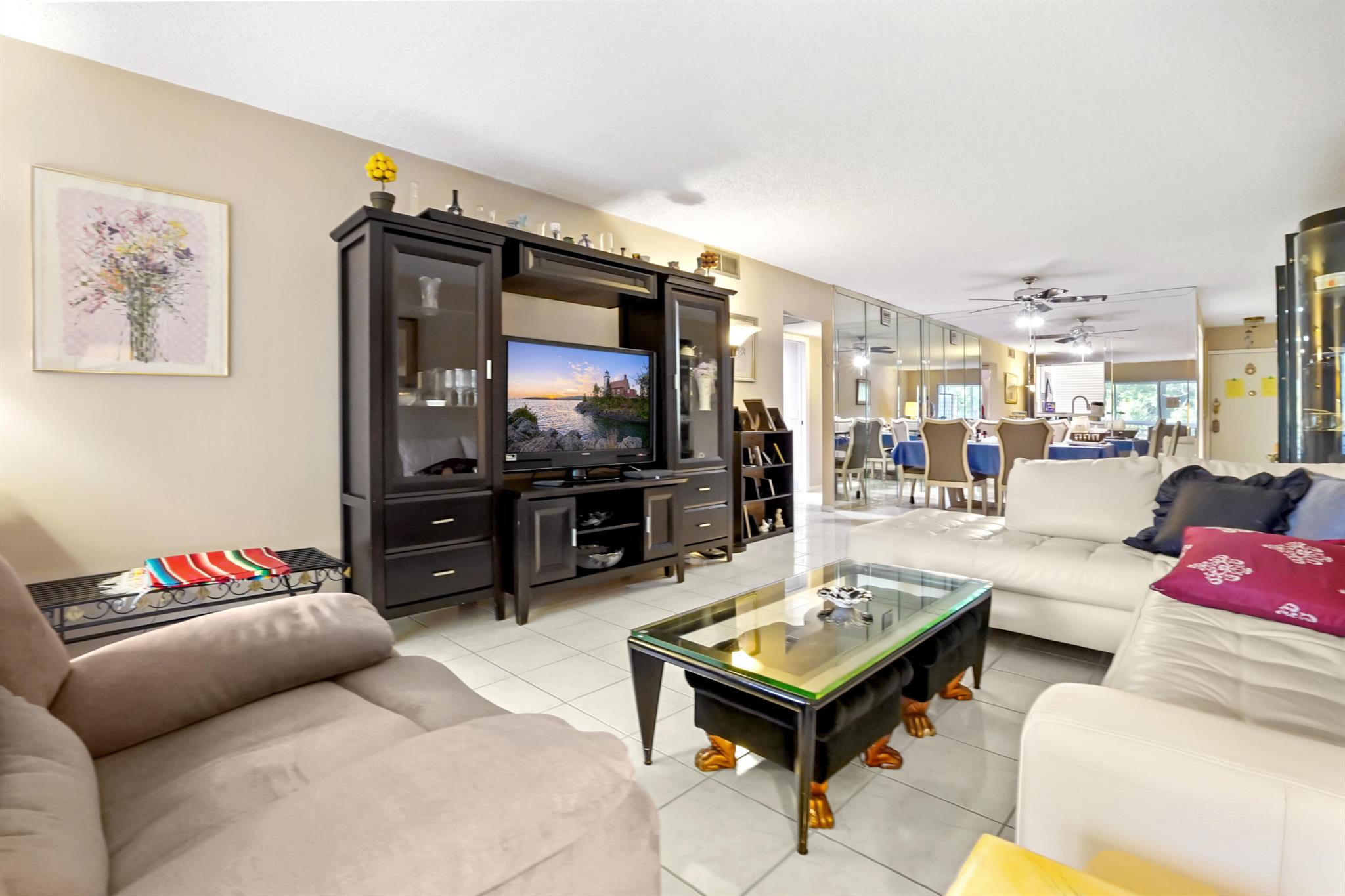 WYNMOOR VILLAGE - Residential