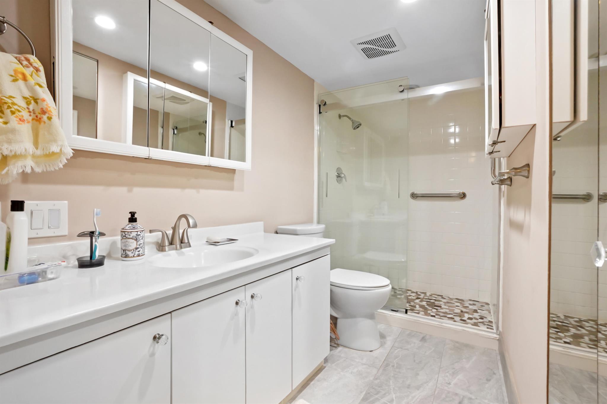 WYNMOOR VILLAGE - Residential