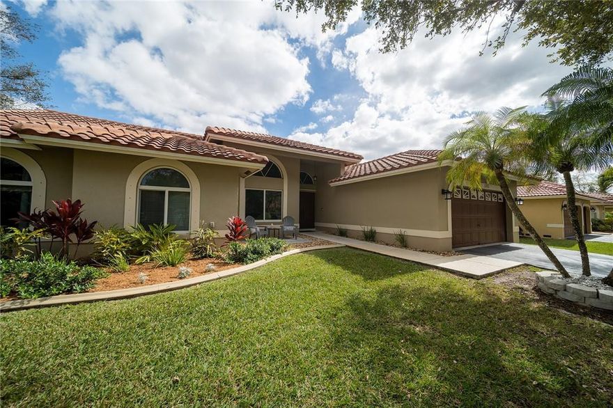 WELCOME HOME...this 4 BD 2.5 BTH pool home is located on large corner lot in Westview Village. The property features an open floor plan, vaulted ceilings, new kitchen w/ quartz countertops & appliances in 2019, double door entry to master suite with his/her walk-in closets, separate shower & jacuzzi tub, new A/C and pool pump in 2019. The large screened in patio is the perfect setting for spending time with family or entertaining friends. Mature, lush landscaping around the property and along the neighborhood streets. Roof is 5 years old, low HOA. Walk to North Community Park (baseball diamonds, soccer fields, tennis & basketball courts, playground, walking paths). Shopping, restaurants and movie theatre close by and just minutes to Sawgrass Expressway, I-95 and FLL international airport.