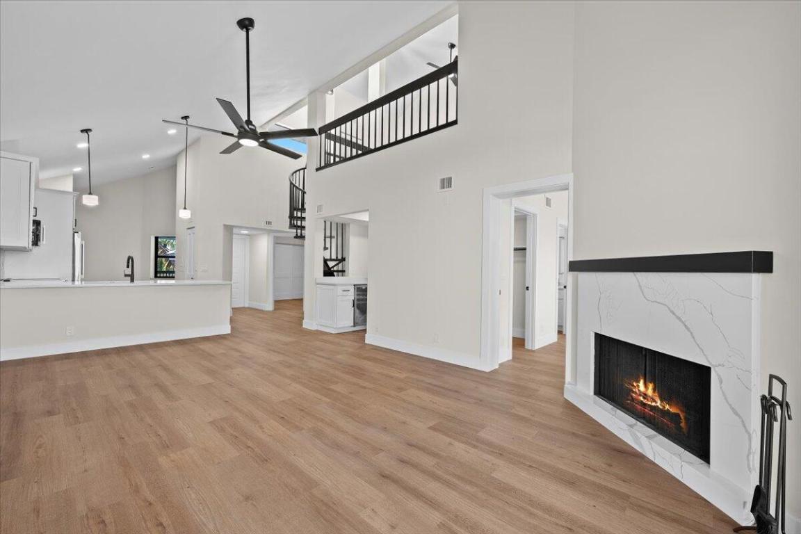 BAY COLONY CONDO - Residential