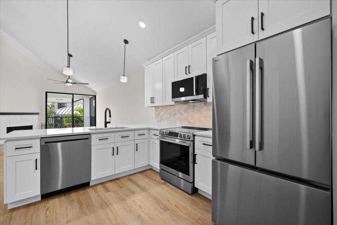 BAY COLONY CONDO - Residential