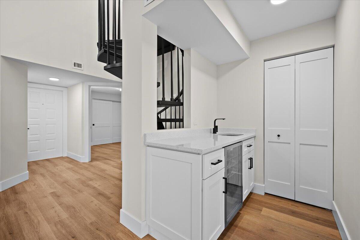 BAY COLONY CONDO - Residential