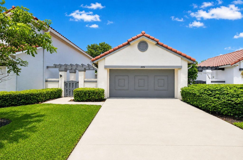 Photo of 5576 Fox Hollow Drive, Boca Raton, FL 33486 (MLS # B26071372)