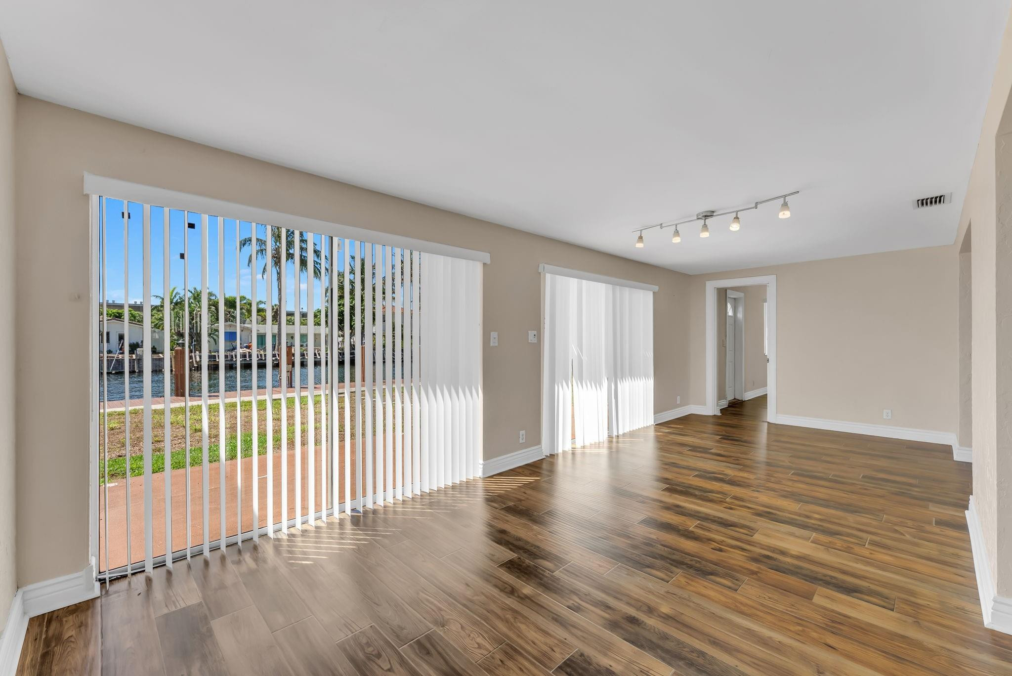 SANTAMARIA HARBOR - Residential