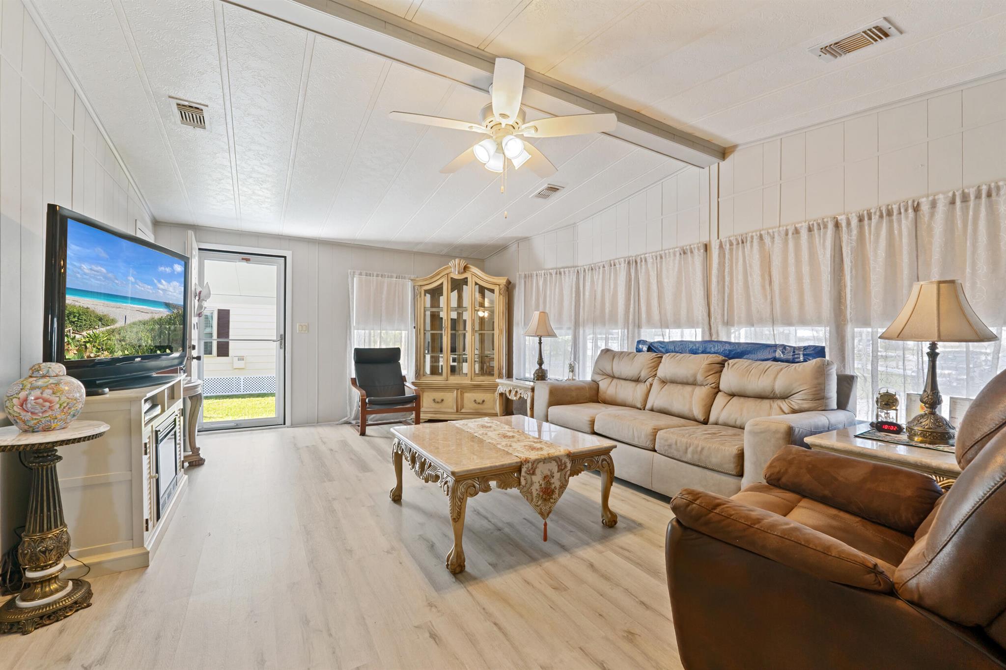 Spanish Lakes Country Clu - Residential