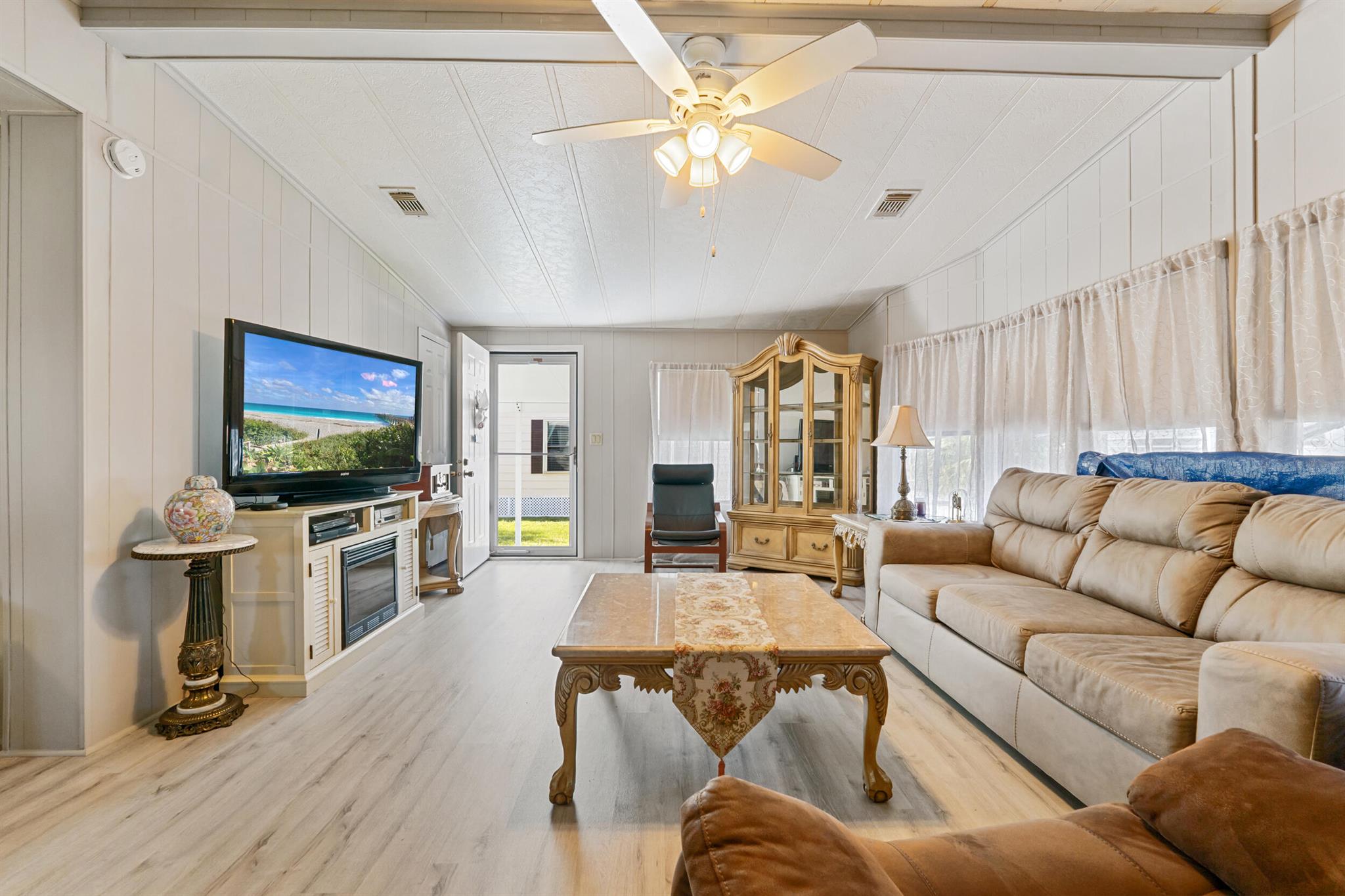 Spanish Lakes Country Clu - Residential