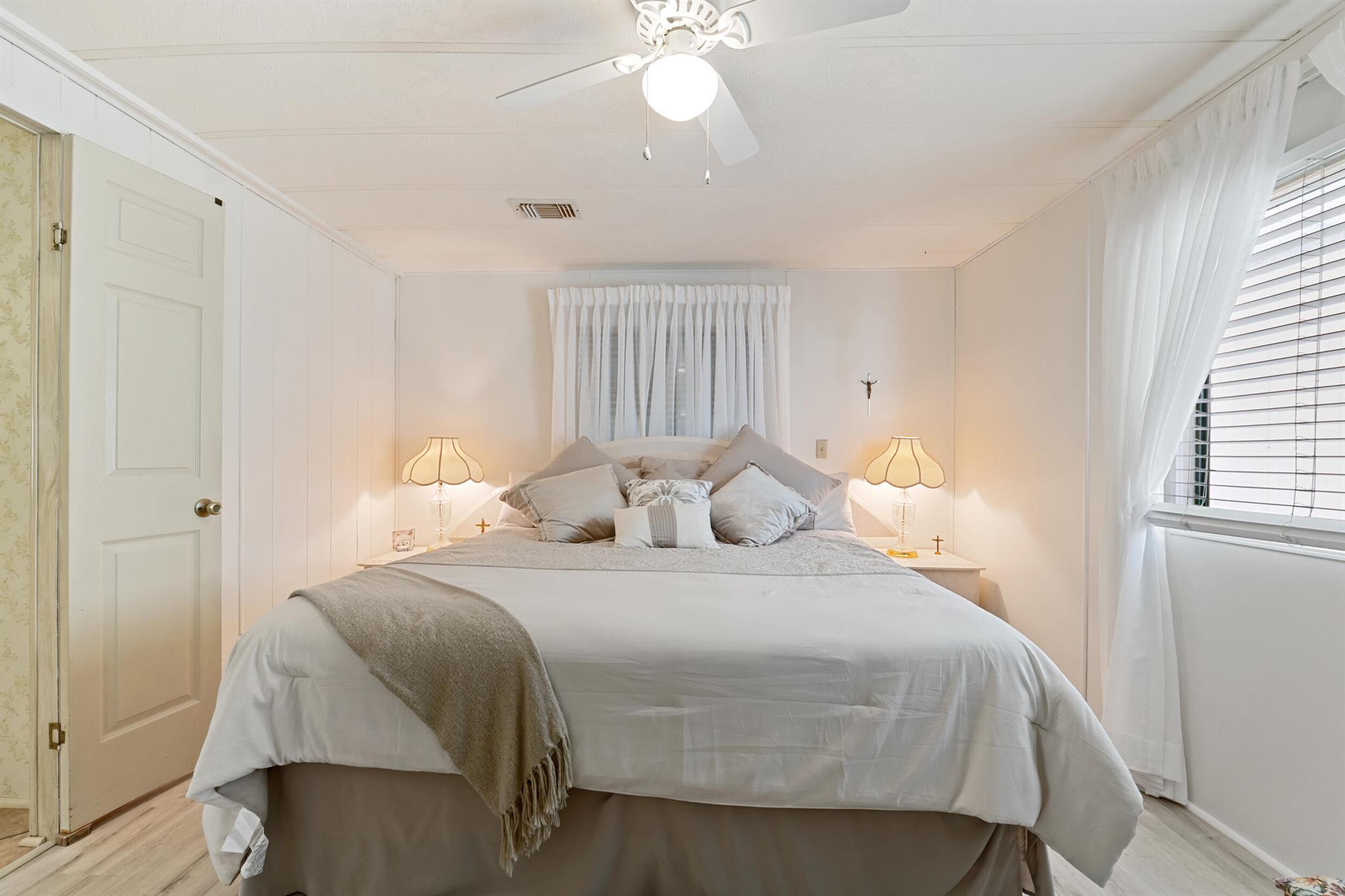 Spanish Lakes Country Clu - Residential