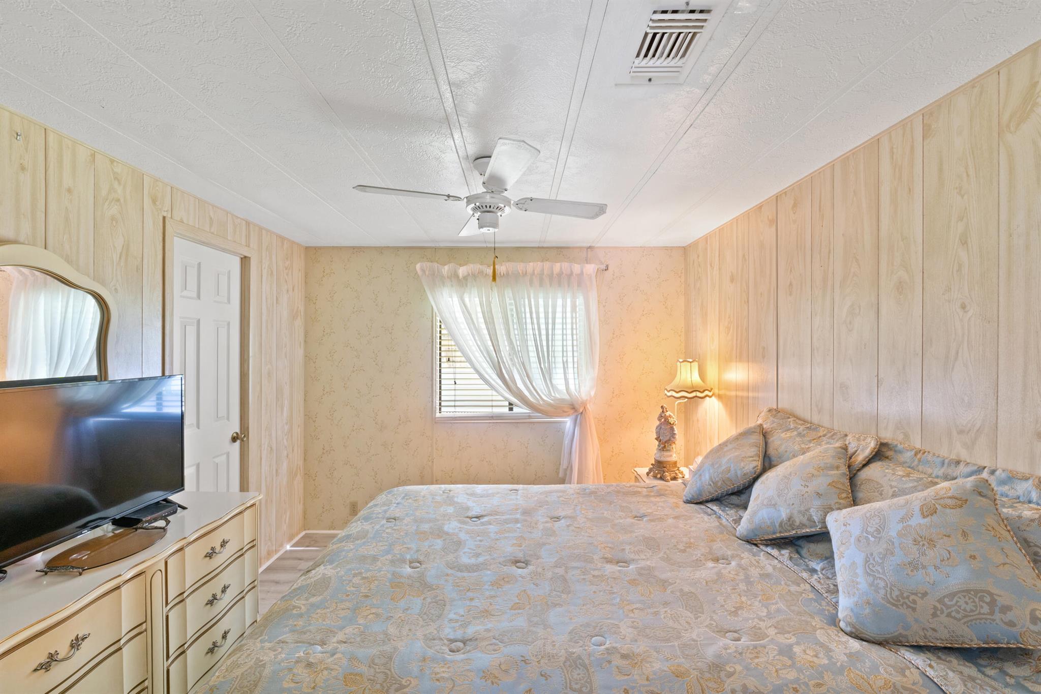 Spanish Lakes Country Clu - Residential