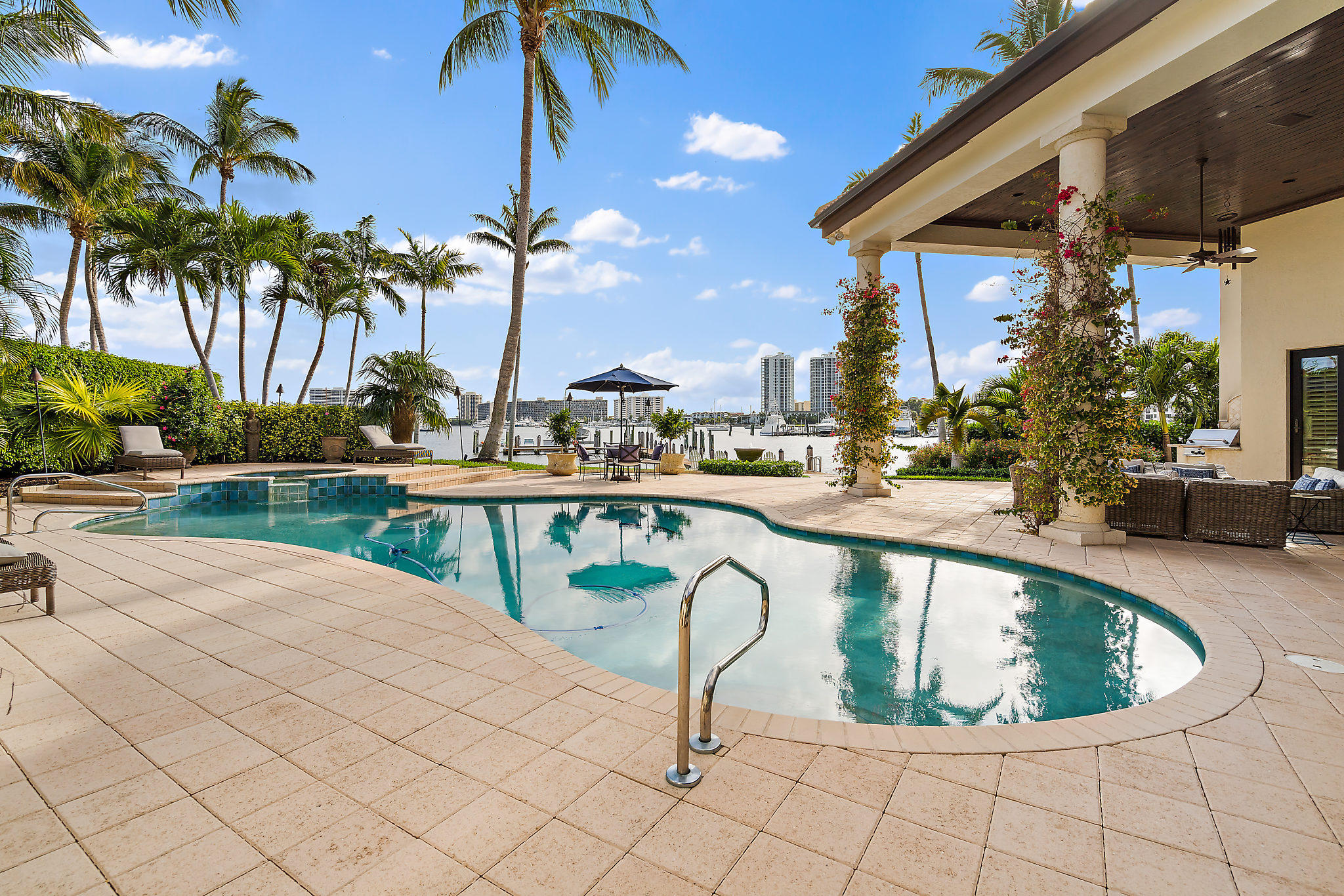 SEMINOLE BEACH - Residential