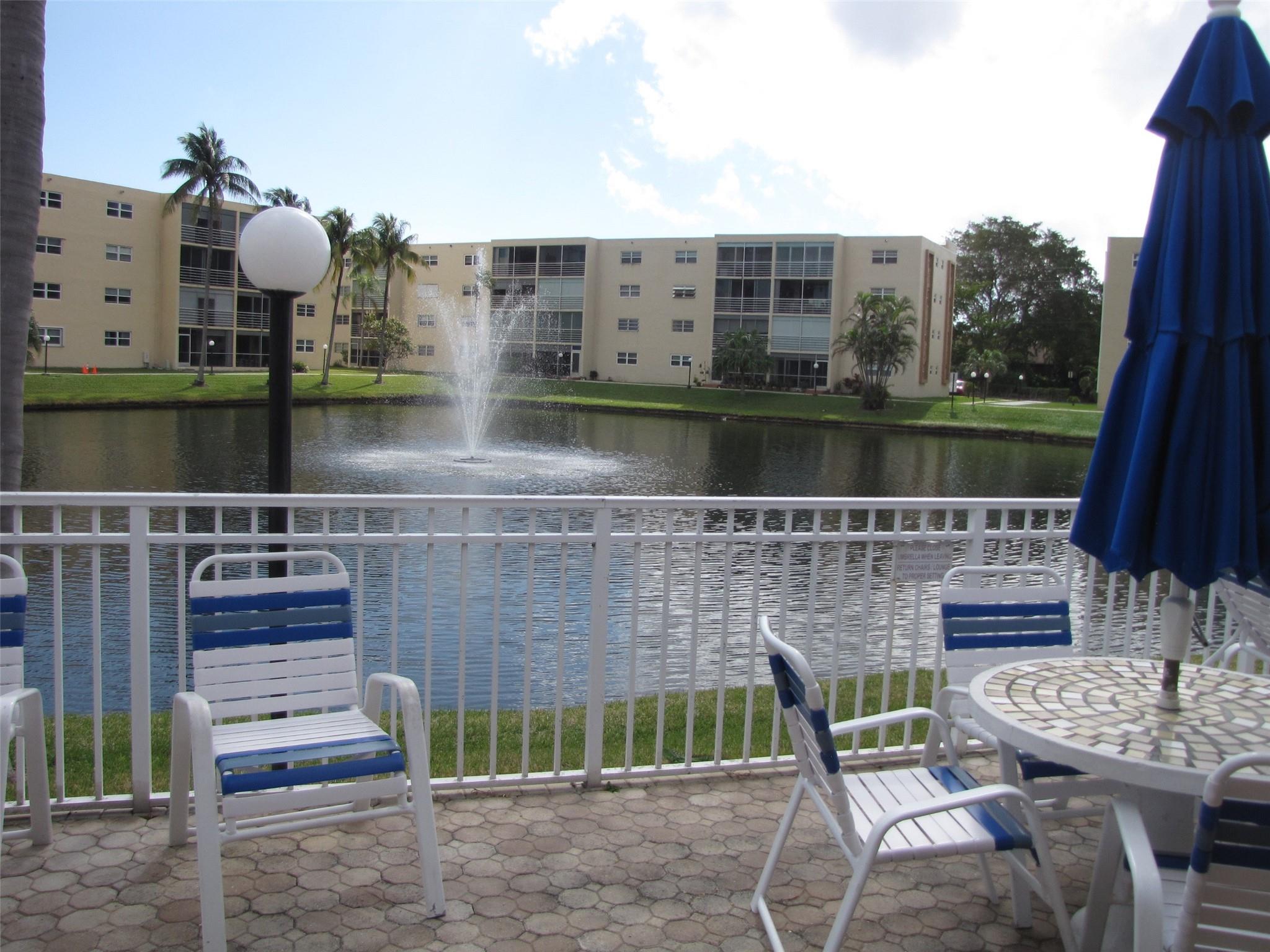 MEADOWBROOK LAKES CONDO - Residential
