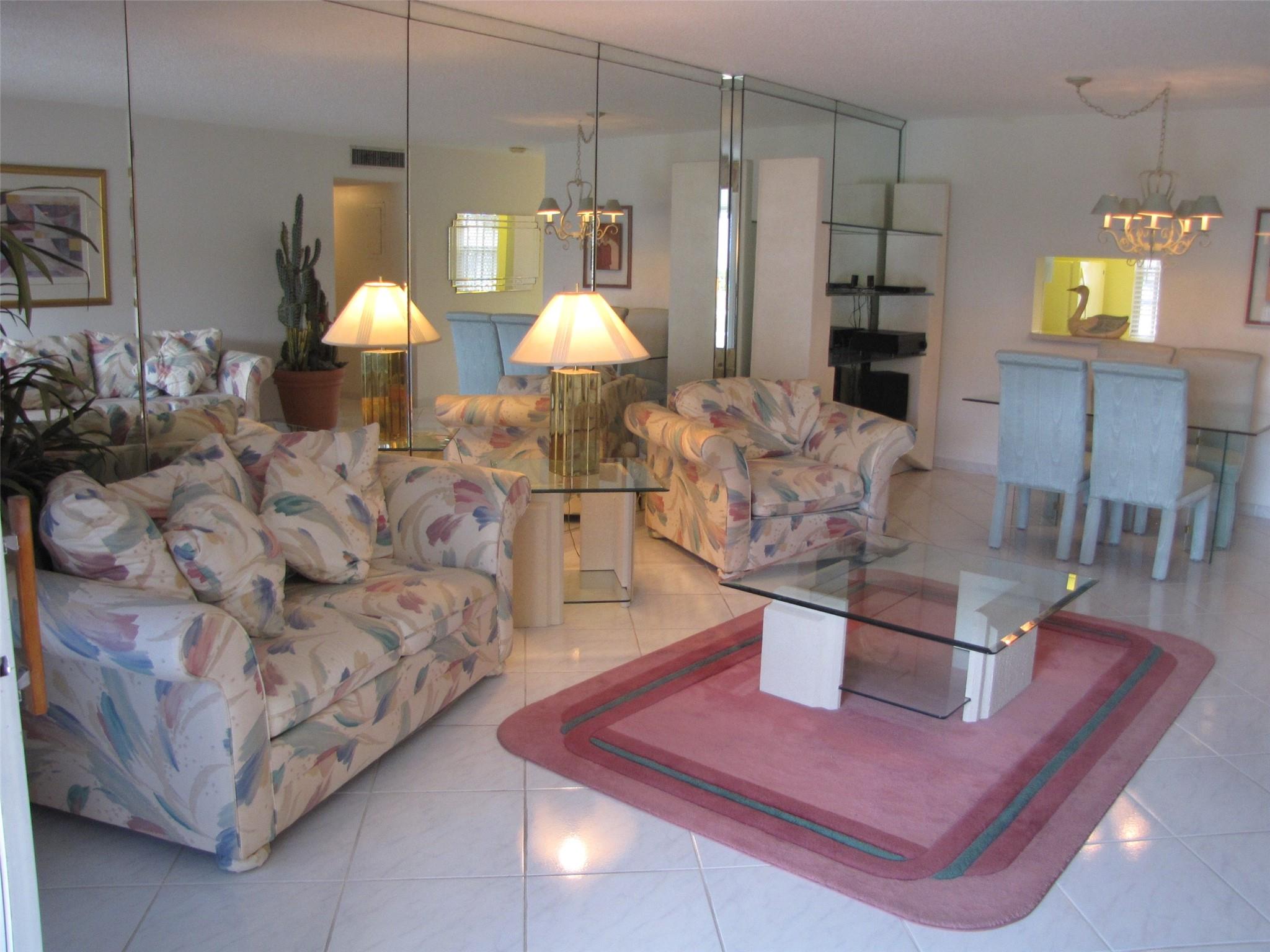 MEADOWBROOK LAKES CONDO - Residential