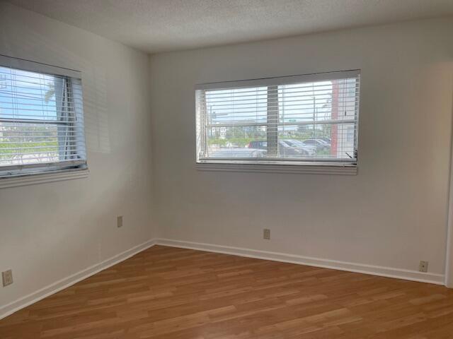 POINCIANA CONDO - Residential