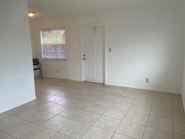 POINCIANA CONDO - Residential
