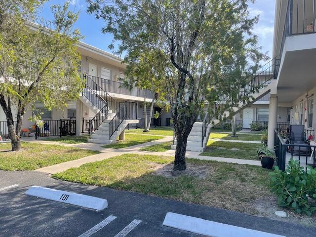 POINCIANA CONDO - Residential