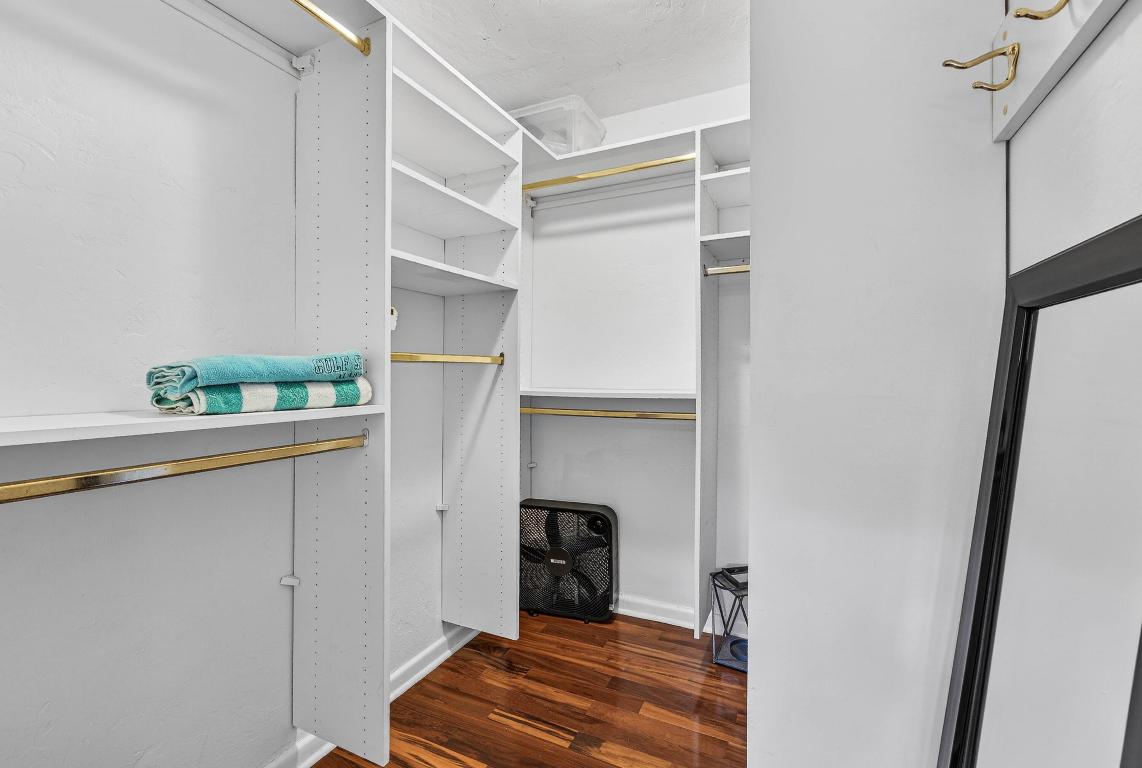 HILLSBORO ISLES - Residential