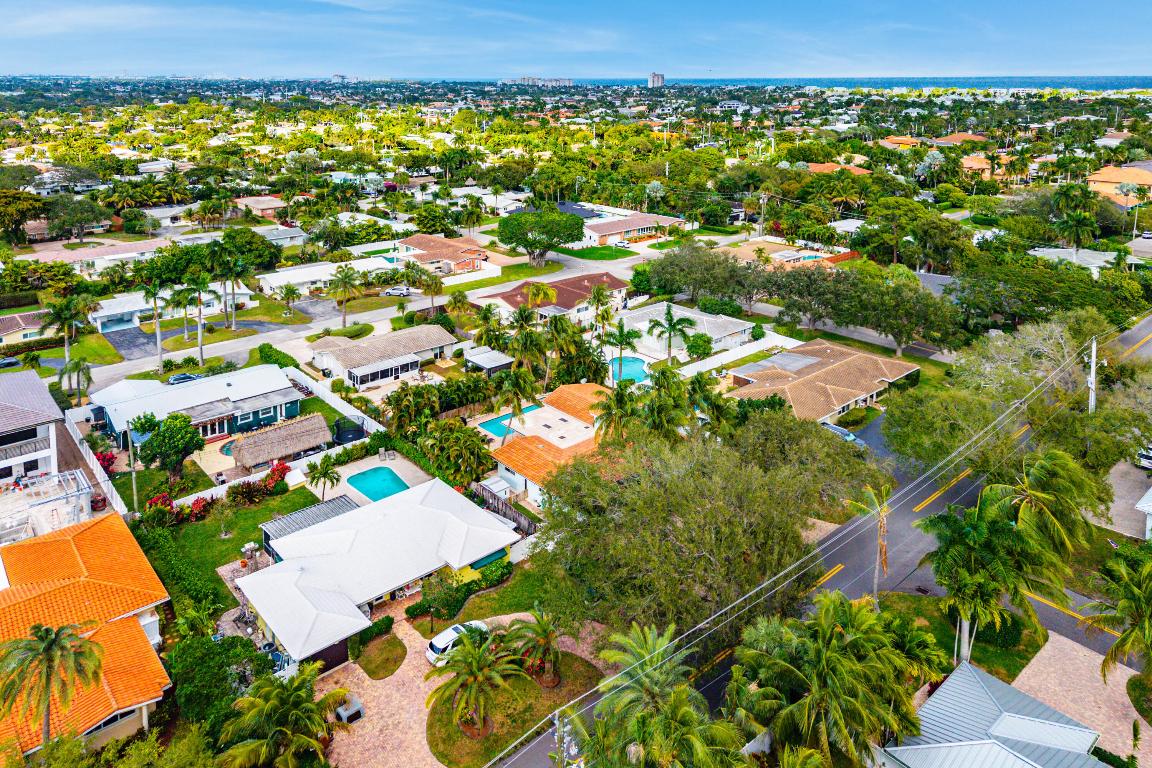 HILLSBORO ISLES - Residential