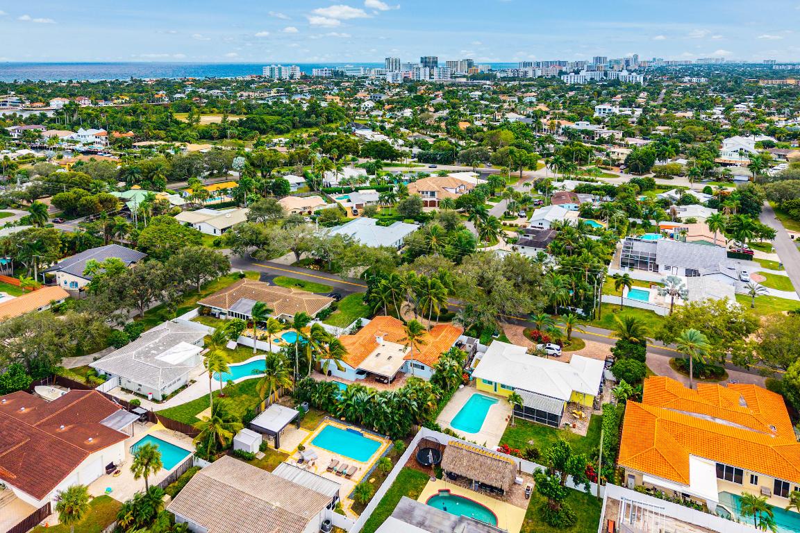 HILLSBORO ISLES - Residential