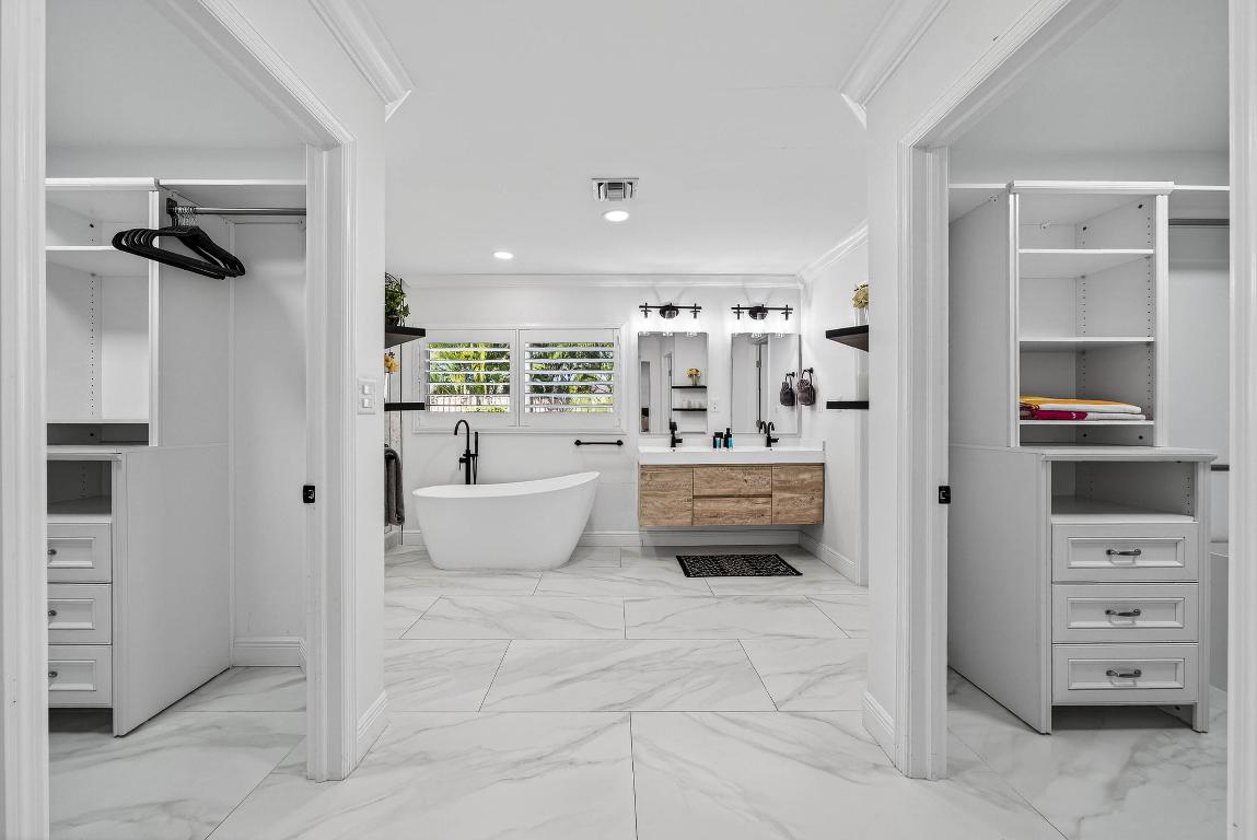 HILLSBORO ISLES - Residential