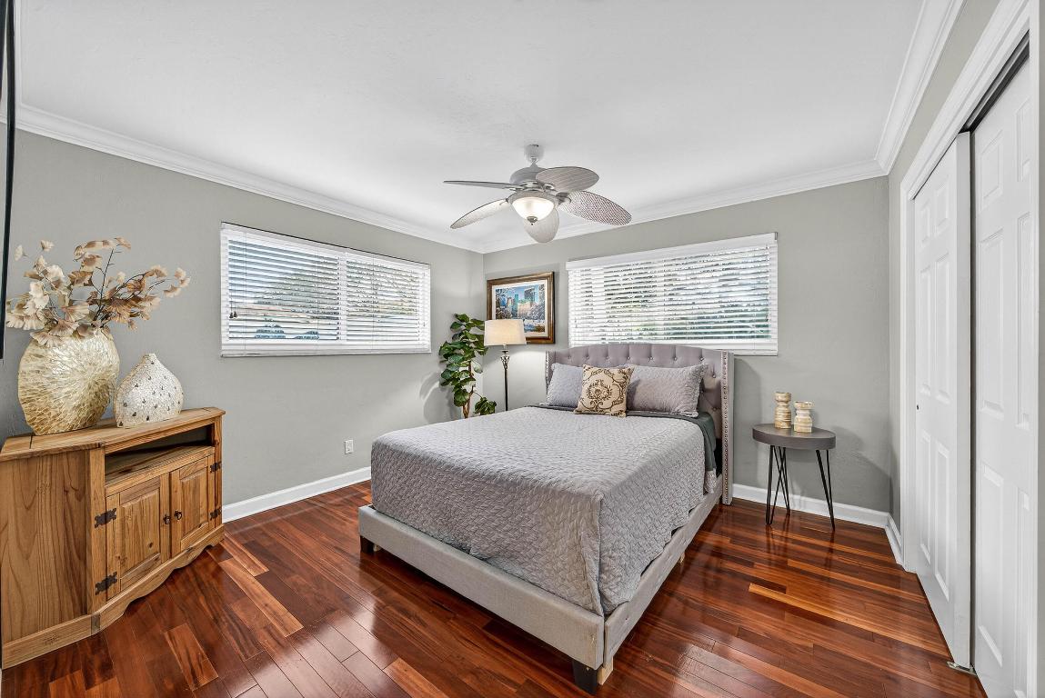 HILLSBORO ISLES - Residential