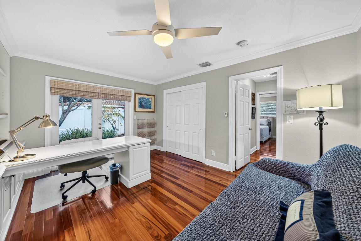 HILLSBORO ISLES - Residential