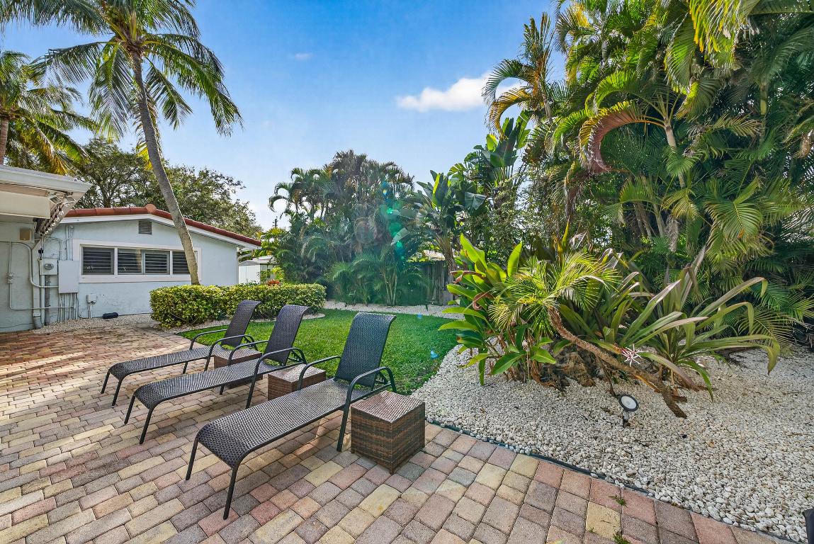 HILLSBORO ISLES - Residential