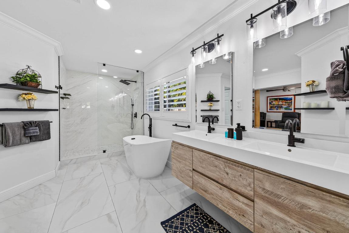 HILLSBORO ISLES - Residential