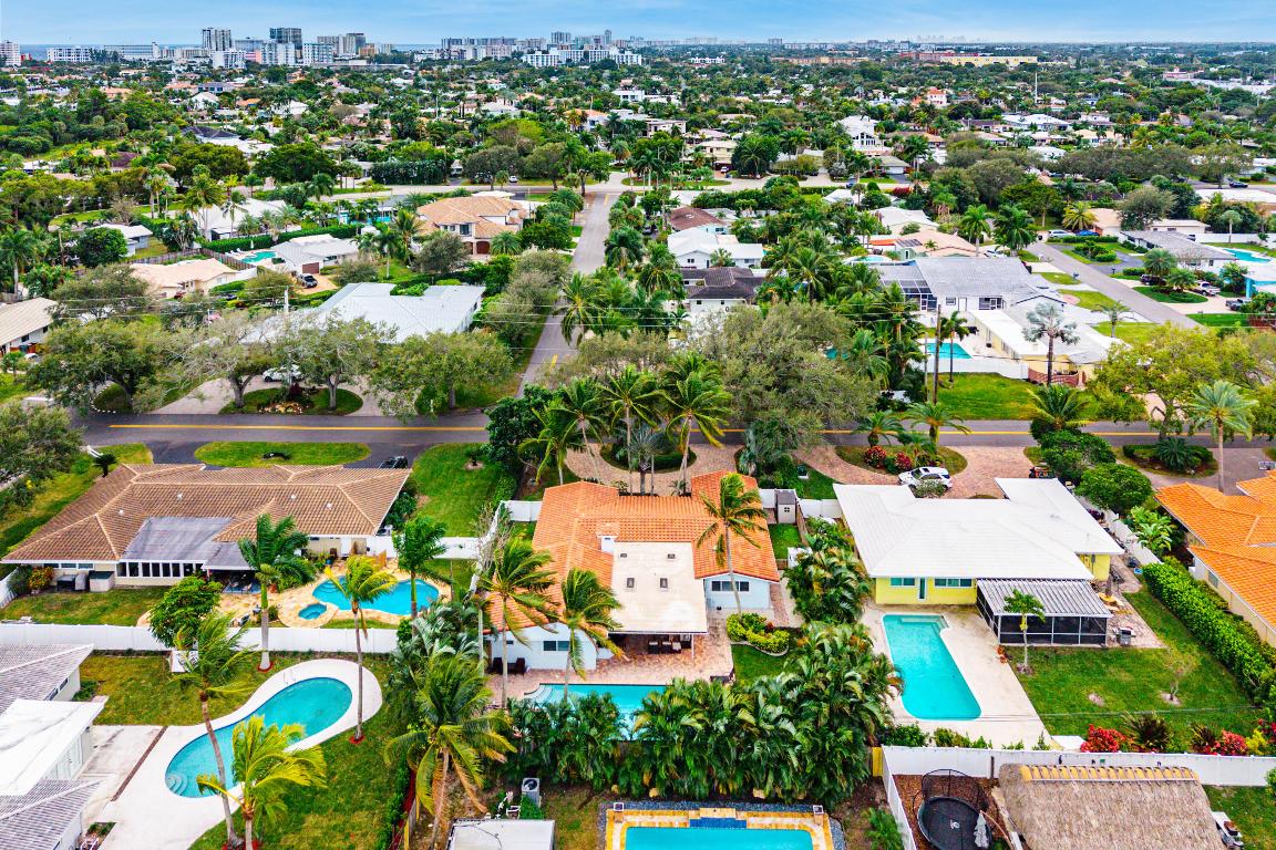 HILLSBORO ISLES - Residential