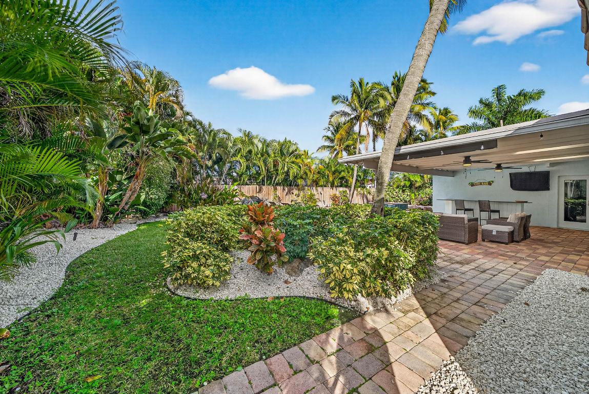 HILLSBORO ISLES - Residential