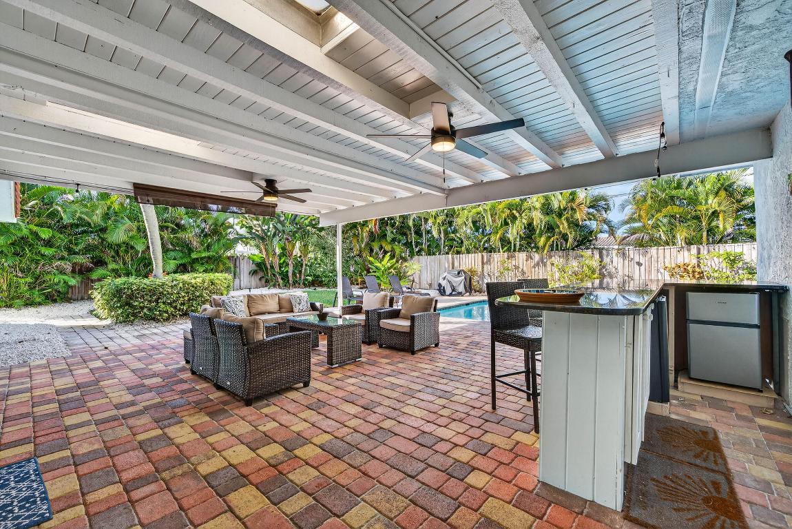 HILLSBORO ISLES - Residential