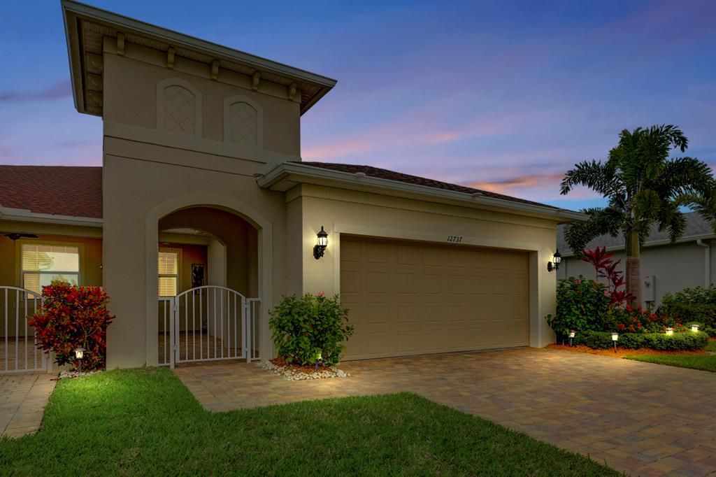 Photo of 12737 SW Gingerline Drive, Port Saint Lucie, FL 34987 (MLS # R10773514)