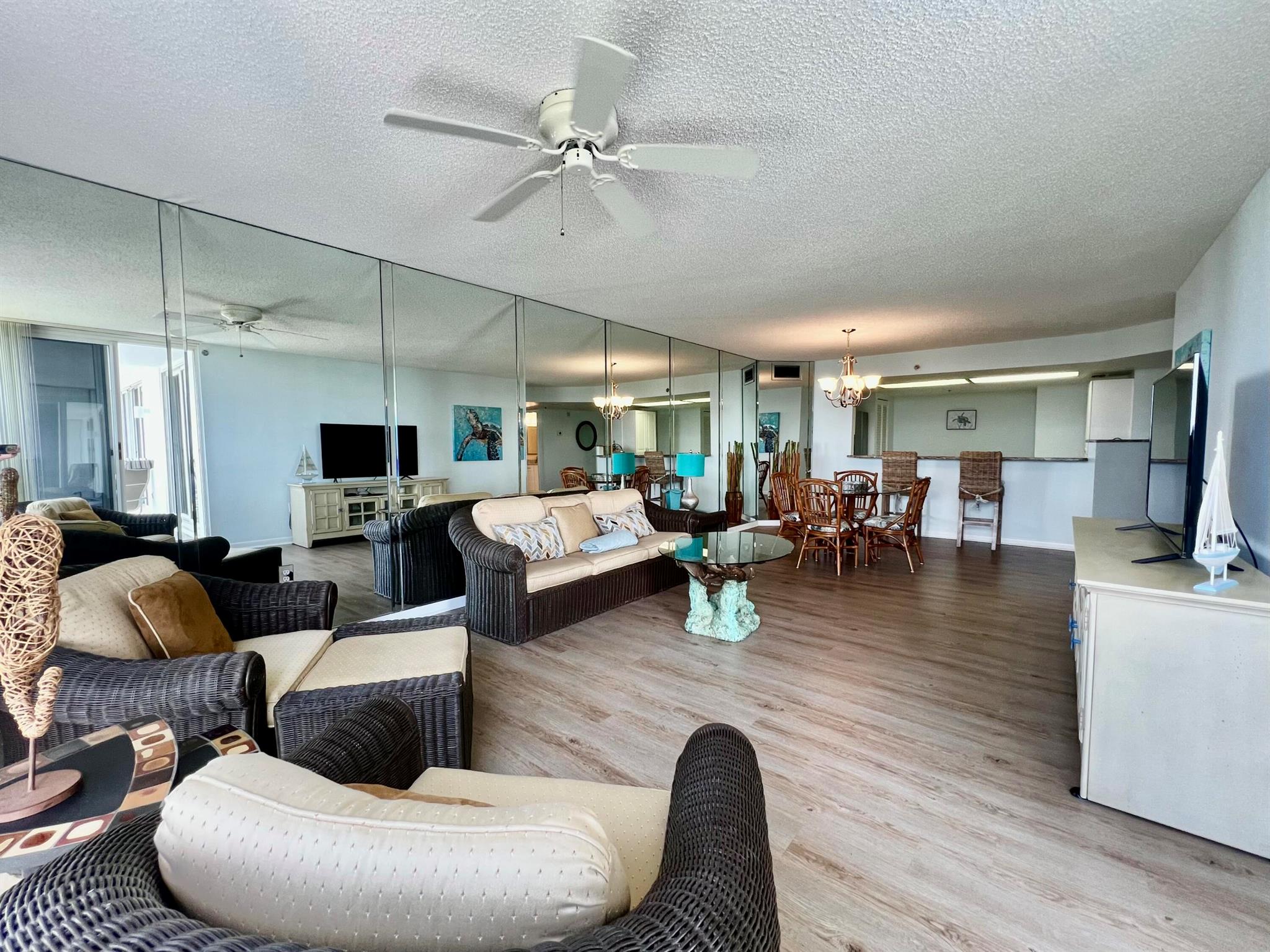 2700 N Highway A1a 506