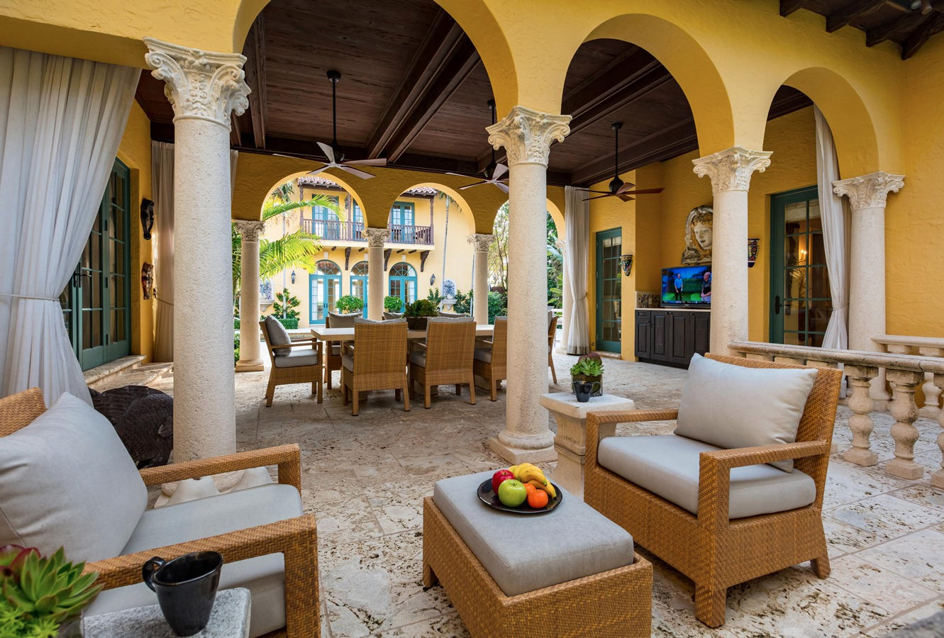 EL BRAVO PARK - Residential